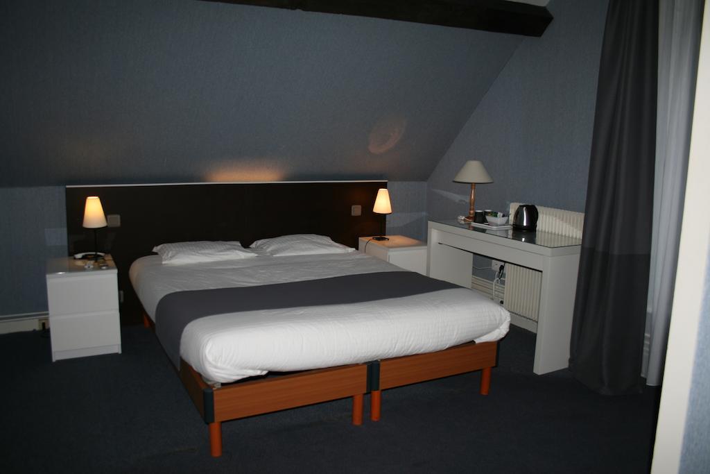 Le Tronçais Hotel Saint-Bonnet-Tronçais Quarto foto