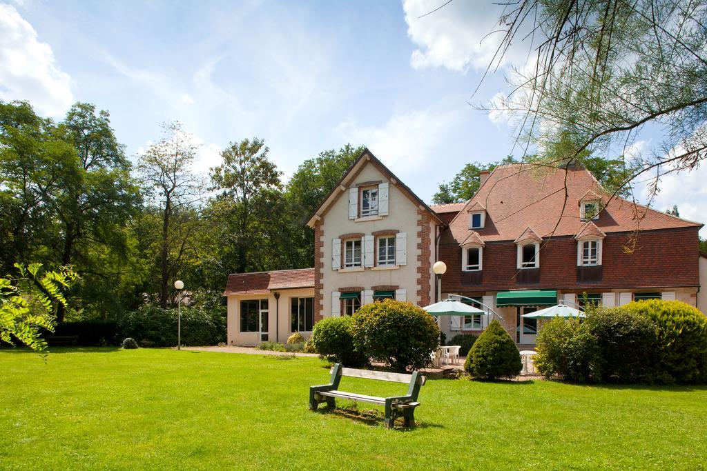 Le Tronçais Hotel Saint-Bonnet-Tronçais Exterior foto